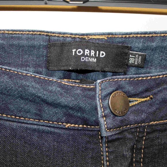 Torrid Dark Wash Skinny Jeans - Sz 18T - Picture 4 of 5